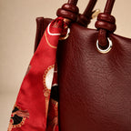 Sella Bordo Renk Fularlı Kadın El ve Omuz Çantası 21x16 cm