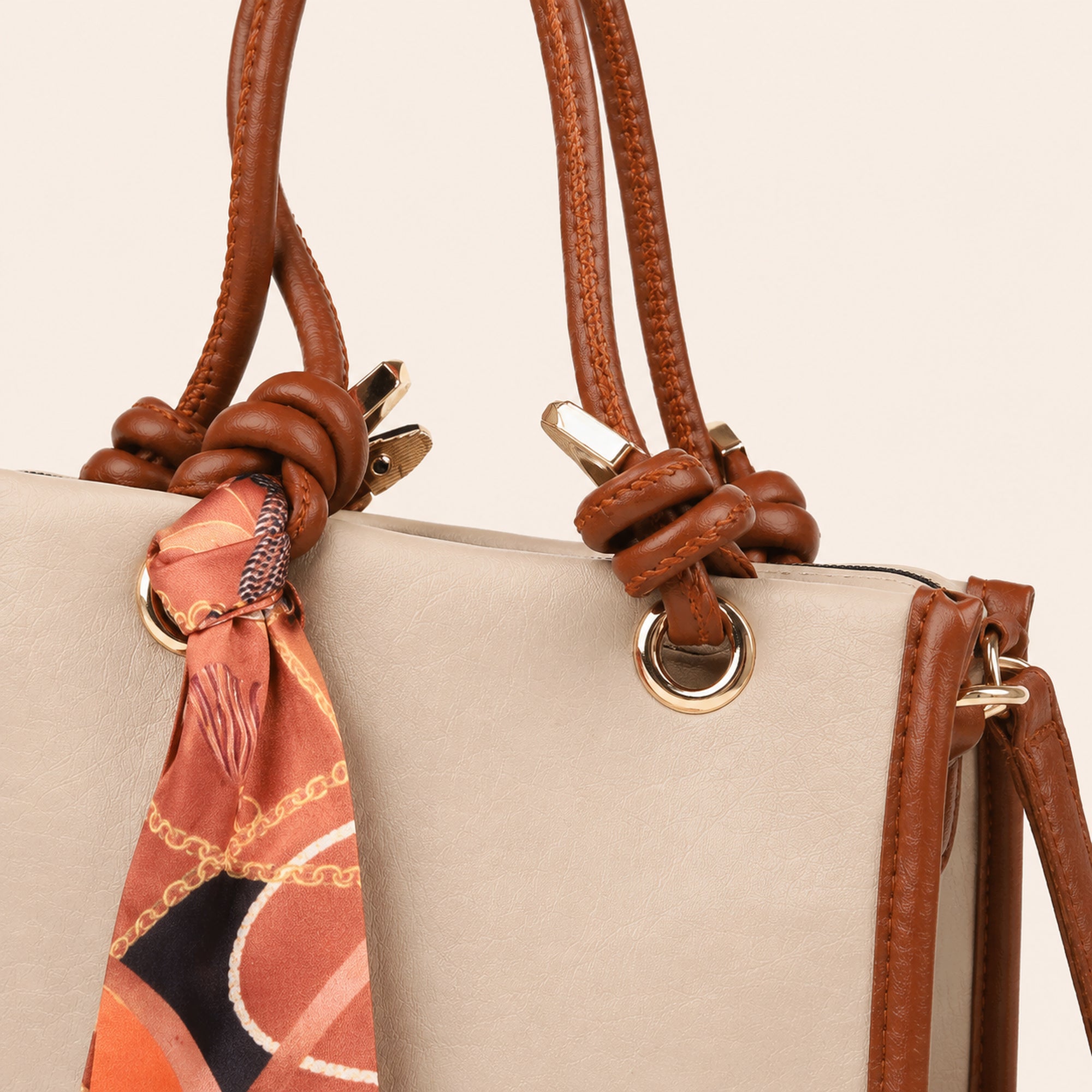 Sella Beige & Taba Rengi Fularlı Kadın El ve Omuz Çantası 21x16 cm