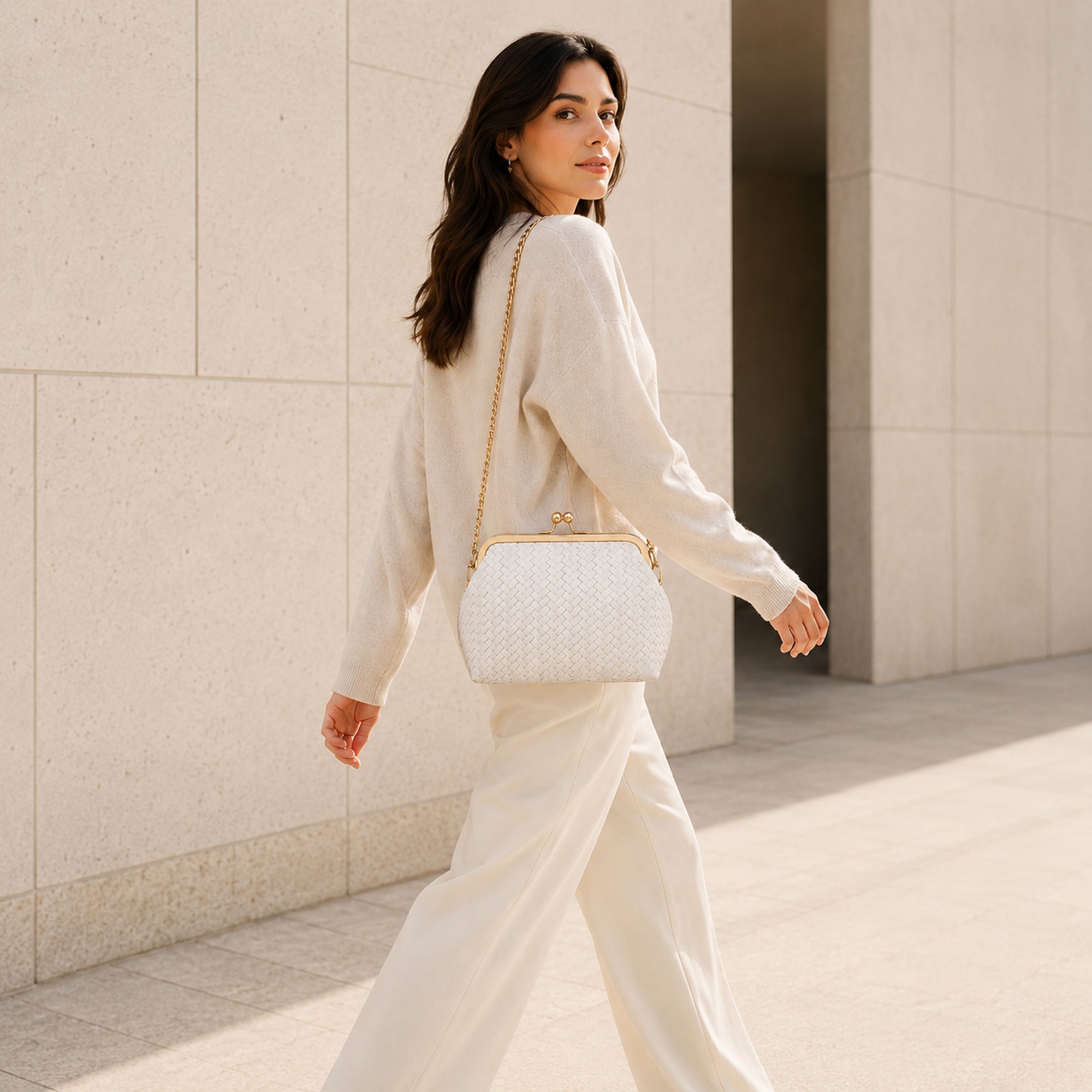 Milano Chic Beige Renk Astarlı Suni Deri Kadın El Çantası